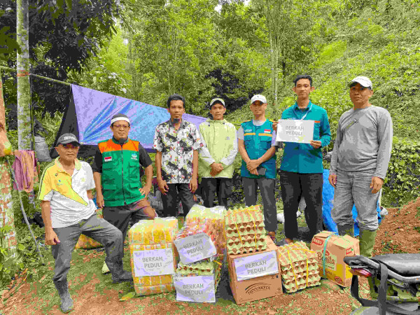 WIZ Sinjai Salurkan Bantuan Sembako untuk Korban Longsor di Kompang, Sinjai Tengah
